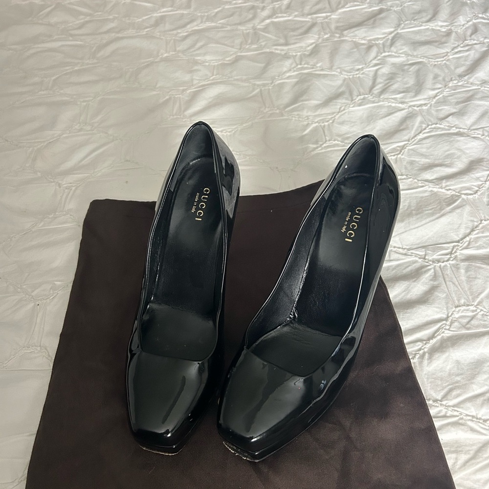 Gucci Glossy Black Heels